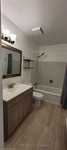 49-1310 Fieldlight Boulevard, Pickering, ON - Indoor Photo Showing Bathroom