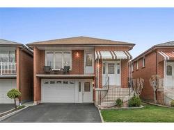 4271 Curia Crescent  Mississauga, ON L4Z 2X9