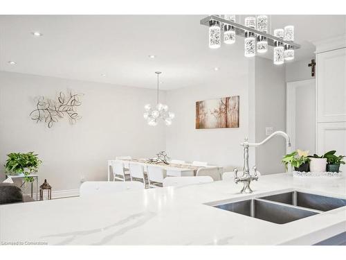 4271 Curia Crescent, Mississauga, ON - Indoor Photo Showing Kitchen With Double Sink