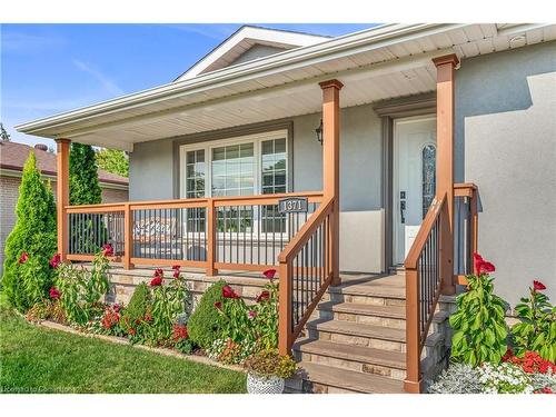 1371 Tansley Drive, Oakville, ON - Outdoor With Deck Patio Veranda