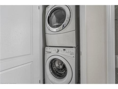 197 Village Gate, Wasaga Beach, ON - Indoor Photo Showing Laundry Room