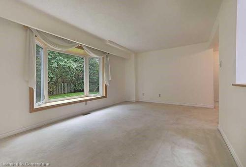 2822 Folkway Drive, Mississauga, ON - Indoor Photo Showing Other Room