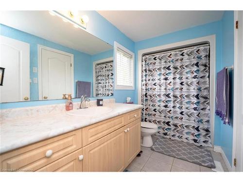 81 Shephard Avenue, New Tecumseth, ON - Indoor Photo Showing Bathroom