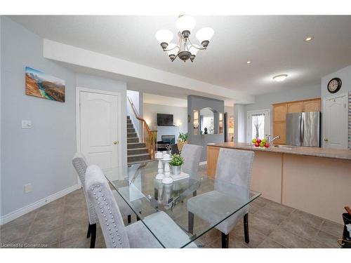 81 Shephard Avenue, New Tecumseth, ON - Indoor Photo Showing Dining Room