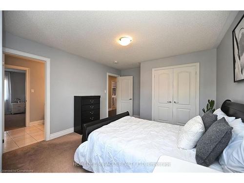 3974 Worthview Place, Mississauga, ON - Indoor Photo Showing Bedroom