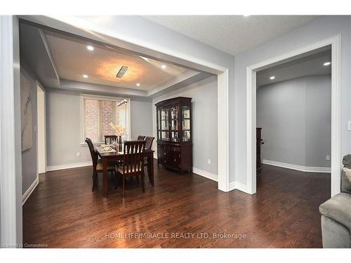 3974 Worthview Place, Mississauga, ON - Indoor Photo Showing Dining Room