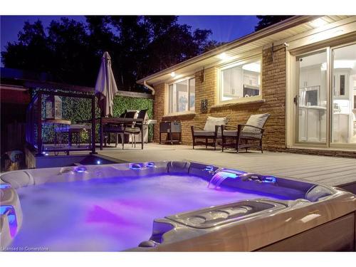 1720 Valentine Gardens, Mississauga, ON - Outdoor With In Ground Pool