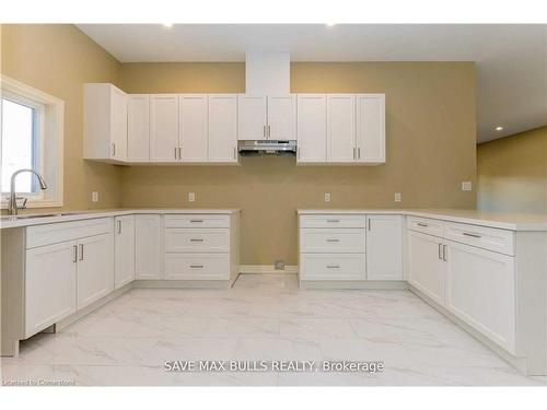 50 Ivy Crescent, Thorold, ON - Indoor Photo Showing Kitchen