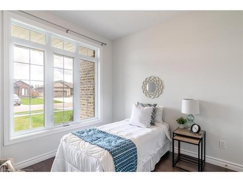 115 Lanz Boulevard, Blenheim, ON - Indoor Photo Showing Bedroom