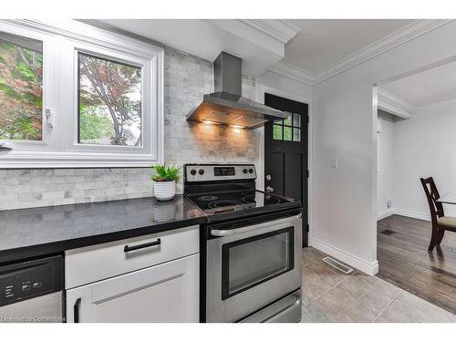 291 Antigua Road, Mississauga, ON - Indoor Photo Showing Kitchen