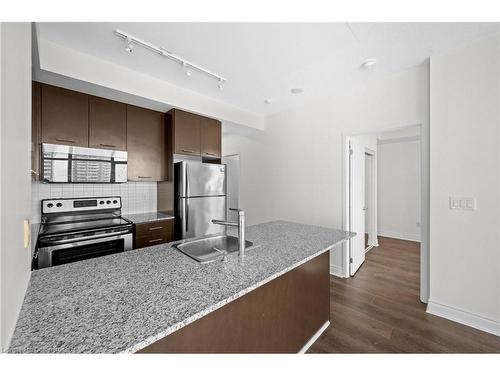 1208-365 Prince Of Wales Drive, Mississauga, ON - Indoor Photo Showing Kitchen With Stainless Steel Kitchen