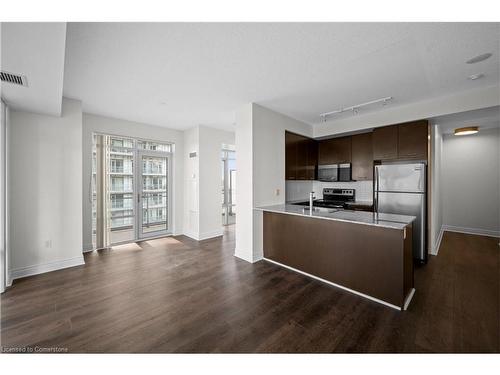 1208-365 Prince Of Wales Drive, Mississauga, ON - Indoor Photo Showing Kitchen