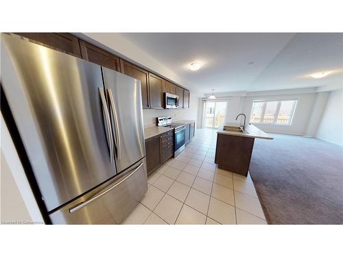 14 Longboat Run W, Brantford, ON - Indoor Photo Showing Kitchen