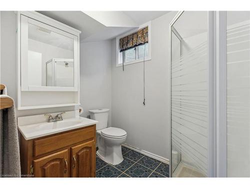 11 Bristow Court, Barrie, ON - Indoor Photo Showing Bathroom