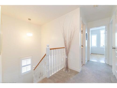 2484 Capilano Crescent, Oakville, ON - Indoor Photo Showing Other Room