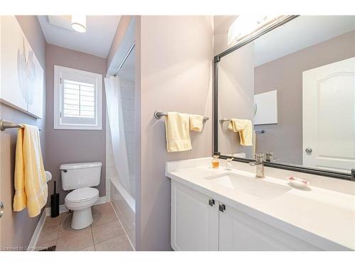 2484 Capilano Crescent, Oakville, ON - Indoor Photo Showing Bathroom