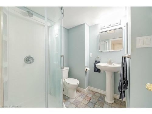 2484 Capilano Crescent, Oakville, ON - Indoor Photo Showing Bathroom