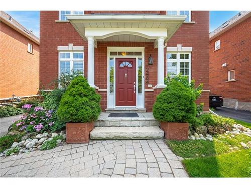 2484 Capilano Crescent, Oakville, ON - Outdoor