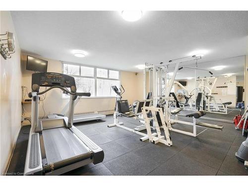 319-551 The West Mall, Toronto, ON - Indoor Photo Showing Gym Room