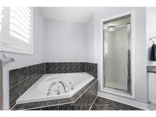 110 Pappain Crescent, Brampton, ON - Indoor Photo Showing Bathroom