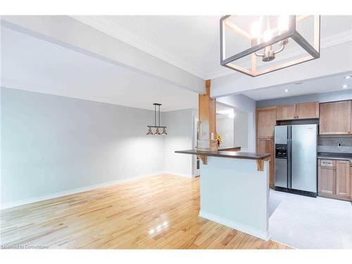 86-60 Hanson Road, Mississauga, ON - Indoor Photo Showing Kitchen