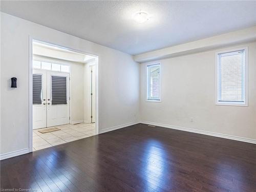 244 Ridge Road, Cambridge, ON - Indoor Photo Showing Other Room