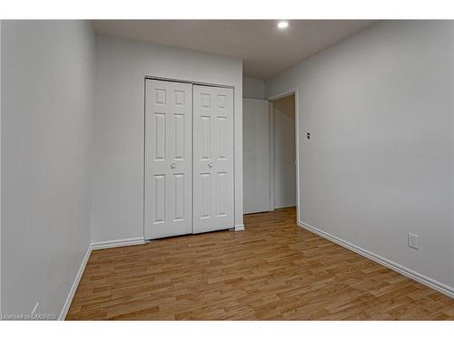 1128 Southdale Road, London, ON - Indoor Photo Showing Other Room