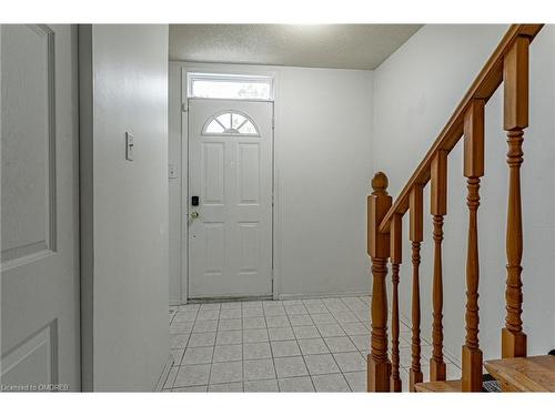 1128 Southdale Road, London, ON - Indoor Photo Showing Other Room