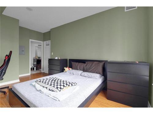 2303-335 Rathburn Road, Mississauga, ON - Indoor Photo Showing Bedroom