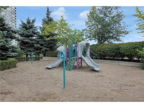 2303-335 Rathburn Road, Mississauga, ON - Outdoor