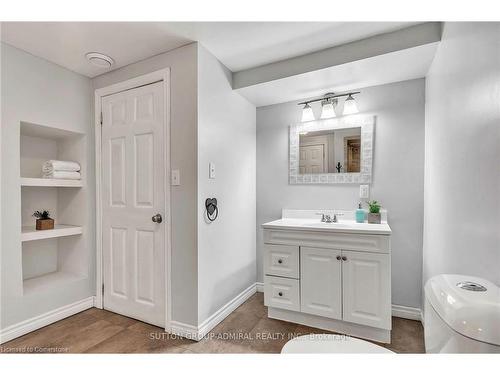 108 Old Highway 26, Meaford, ON - Indoor Photo Showing Bathroom