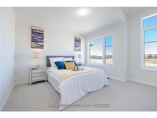 27 Lippa Drive, Caledon, ON - Indoor Photo Showing Bedroom