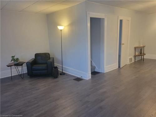 28 Major Street, London, ON - Indoor Photo Showing Other Room