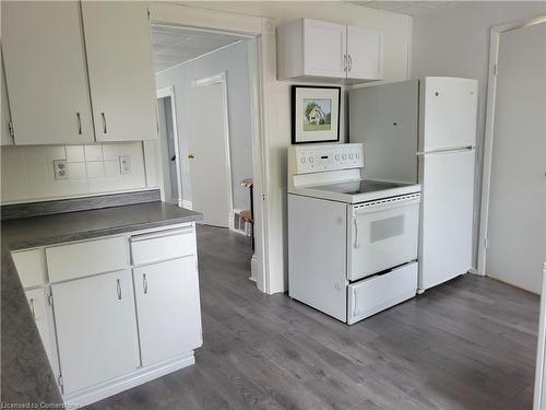 28 Major Street, London, ON - Indoor Photo Showing Kitchen