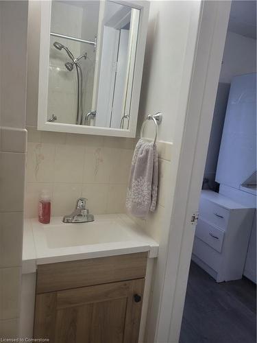 28 Major Street, London, ON - Indoor Photo Showing Bathroom