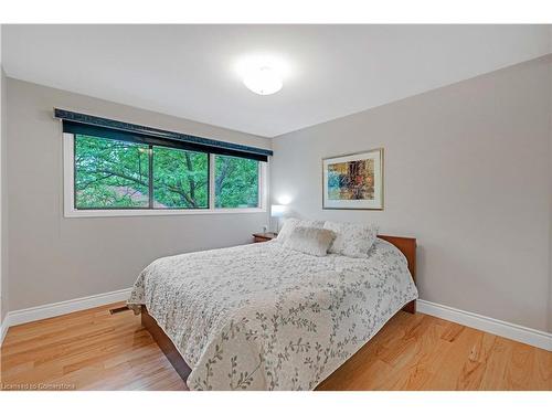 27-2020 South Millway, Mississauga, ON - Indoor Photo Showing Bedroom