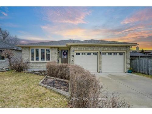 535 Appledale Crescent, Waterloo, ON - Outdoor