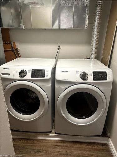 535 Appledale Crescent, Waterloo, ON - Indoor Photo Showing Laundry Room