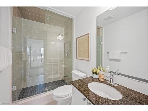 91 Melmar Street, Brampton, ON - Indoor Photo Showing Bathroom