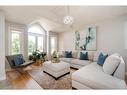 1 Resolute Drive, Hamilton, ON  - Indoor Photo Showing Living Room 