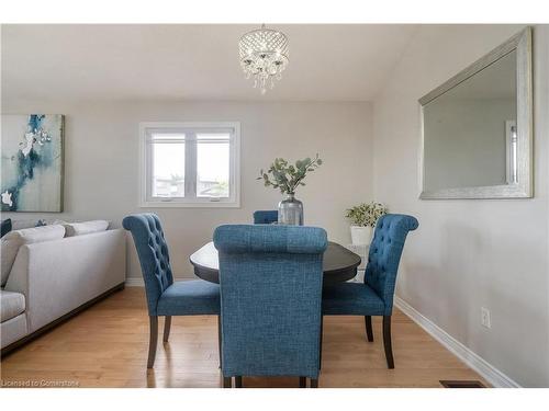 1 Resolute Drive, Hamilton, ON - Indoor Photo Showing Dining Room