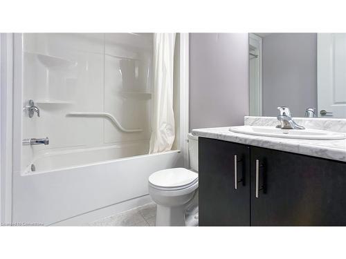 9 Bur Oak Drive, Thorold, ON - Indoor Photo Showing Bathroom