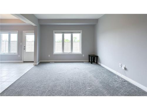 9 Bur Oak Drive, Thorold, ON - Indoor Photo Showing Other Room