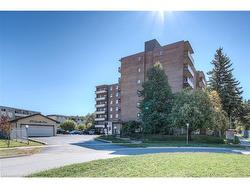 104-279 Chandler Drive  Kitchener, ON N2E 1X6