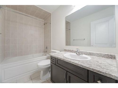 20 Callahan Court, Brampton, ON - Indoor Photo Showing Bathroom