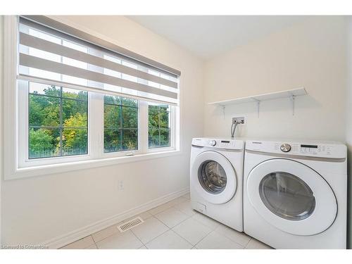 20 Callahan Court, Brampton, ON - Indoor Photo Showing Laundry Room