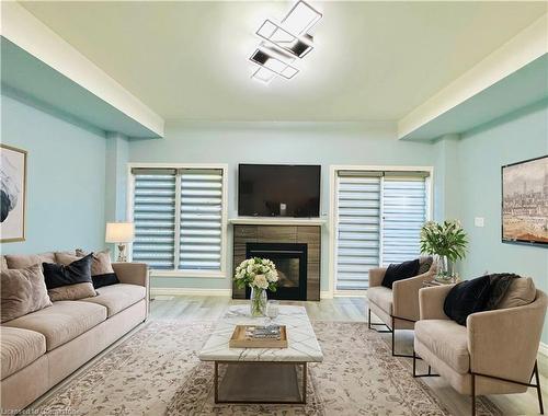 37 Delena Avenue S, Hamilton, ON - Indoor Photo Showing Living Room With Fireplace