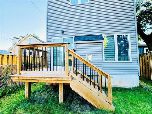 37 Delena Avenue S, Hamilton, ON - Outdoor With Deck Patio Veranda