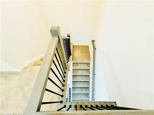 37 Delena Avenue S, Hamilton, ON - Indoor Photo Showing Other Room