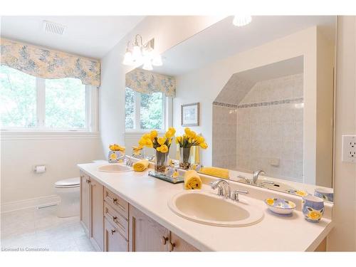 14 Holyrood Avenue, Oakville, ON - Indoor Photo Showing Bathroom